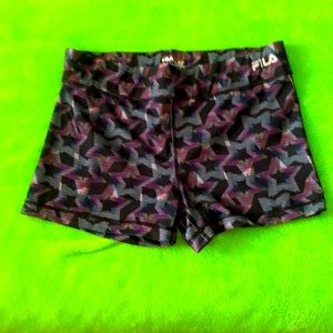 FILA Shorts Sz L